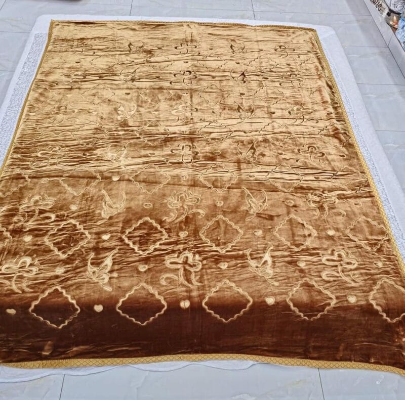 SINGLE BED EMBOSSED BLANKET
